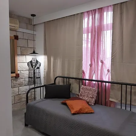 4 Apartment